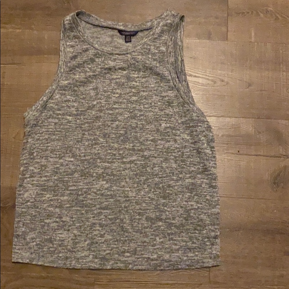 Tee